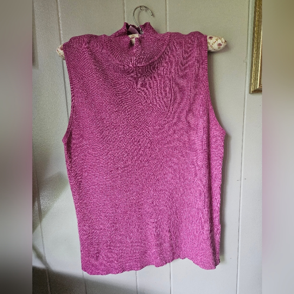 Pink Sleeveless Women's Sweater